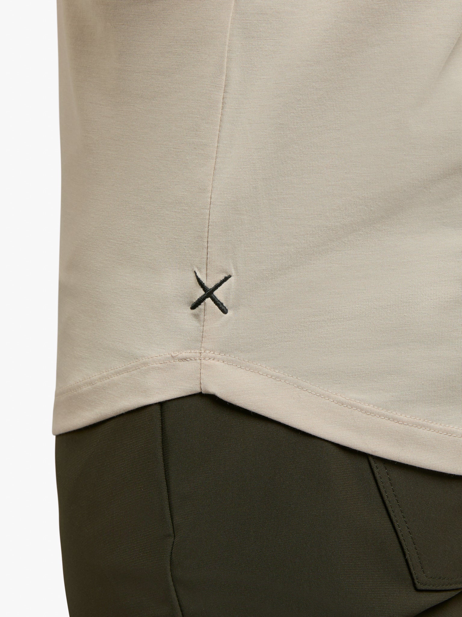 Cuts AO Polo