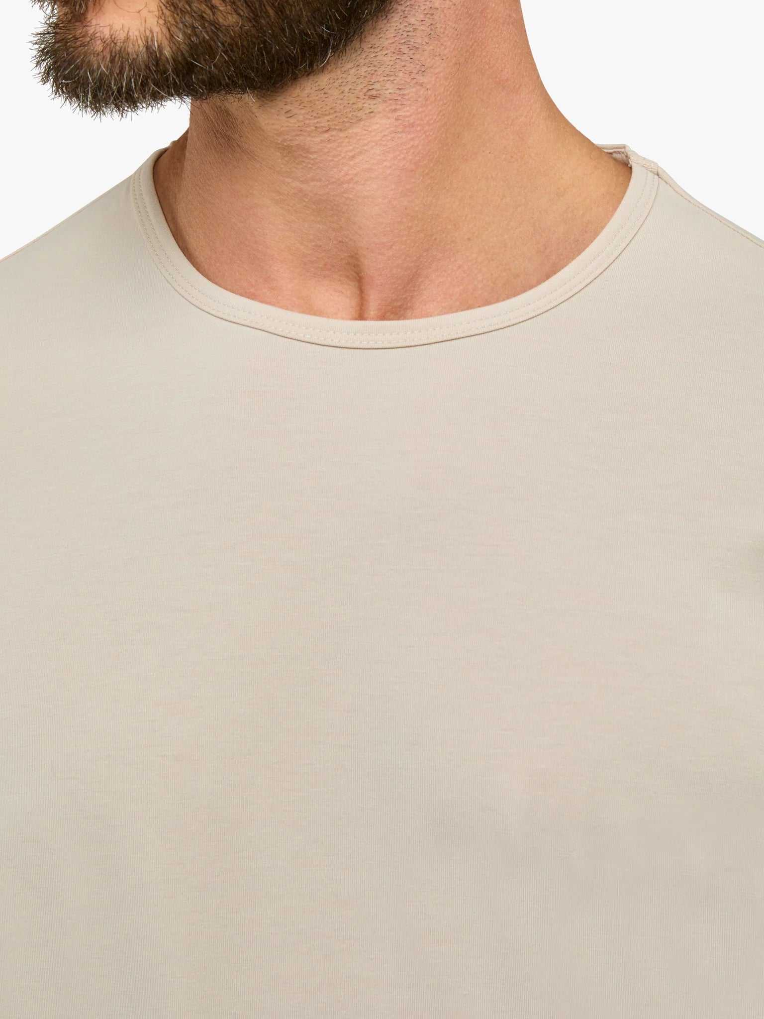 Cuts AO Curve Hem Tee