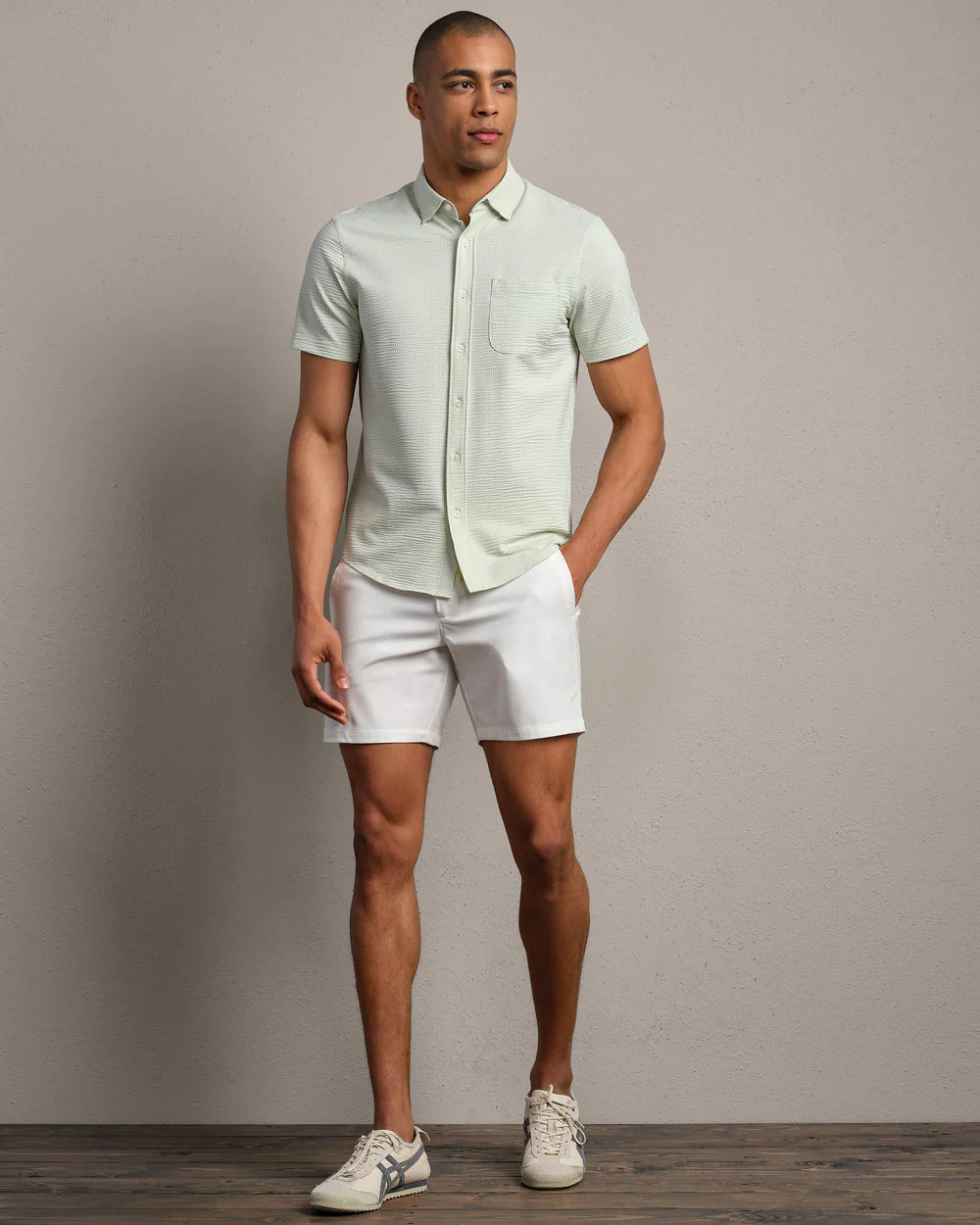 Rhone Commuter Seersucker Short Sleeve Button Down