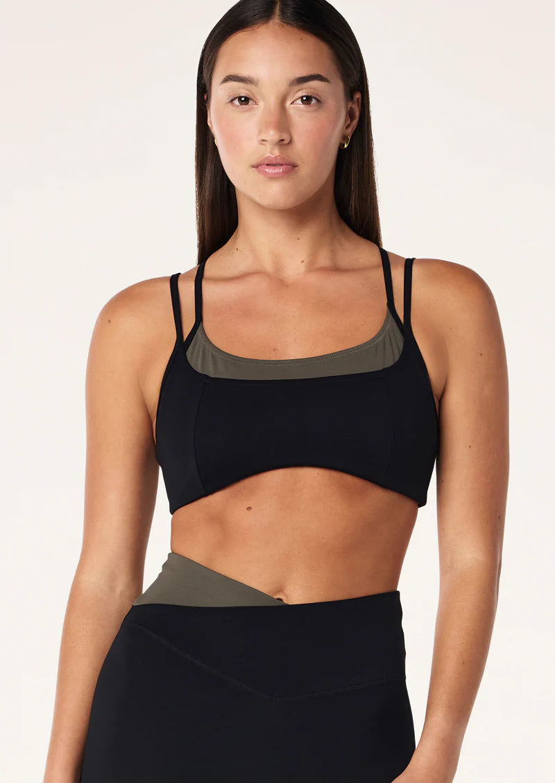 PE Nation Distortion Sports Bra