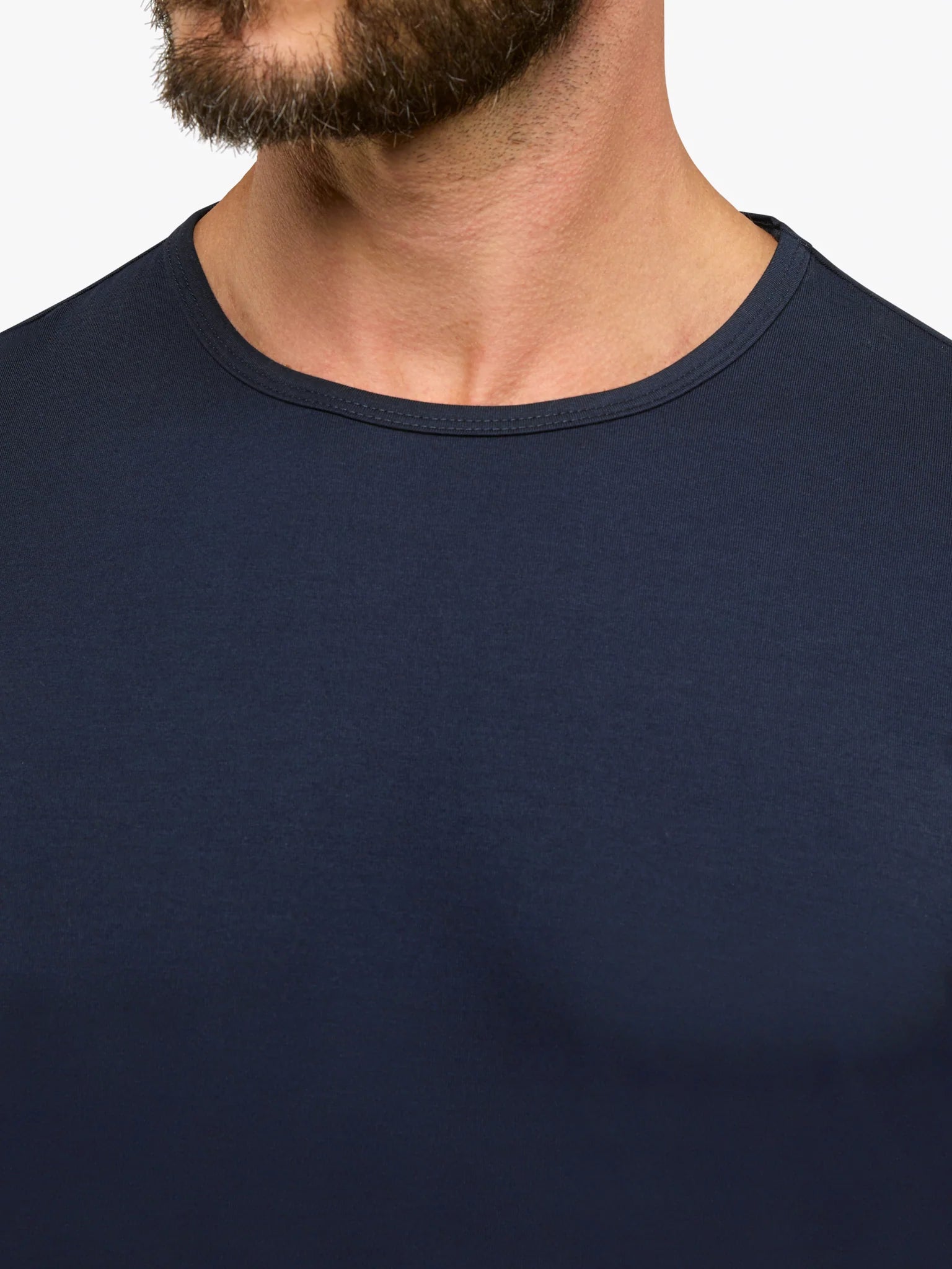 Cuts AO Curve Hem Tee