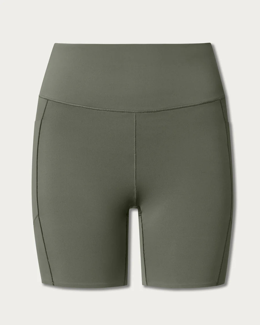 Rhone Revive 6" Short