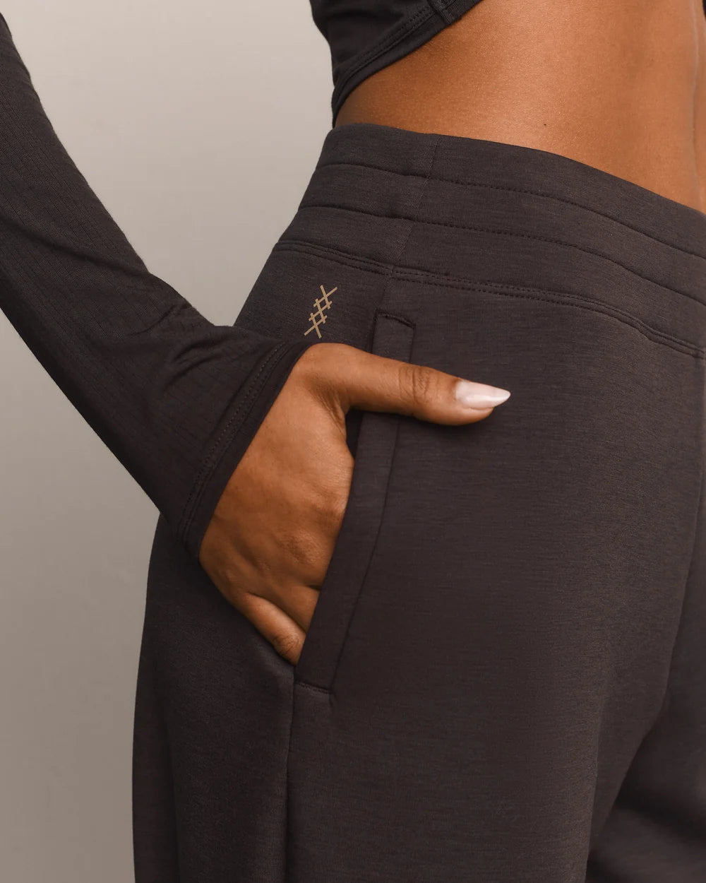 Rhone DreamGlow Barrel Leg Pant
