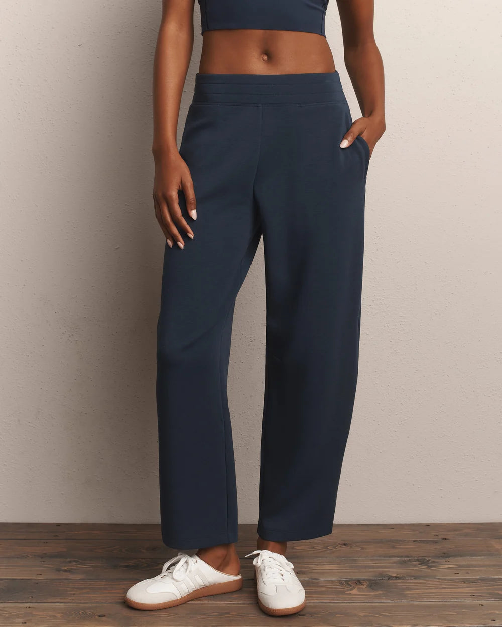 Rhone DreamGlow Barrel Leg Pant
