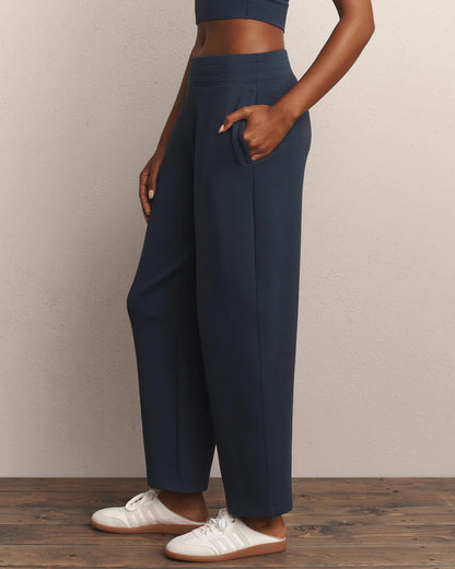 Rhone DreamGlow Barrel Leg Pant