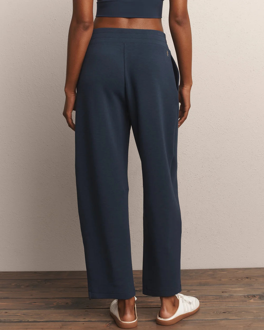 Rhone DreamGlow Barrel Leg Pant