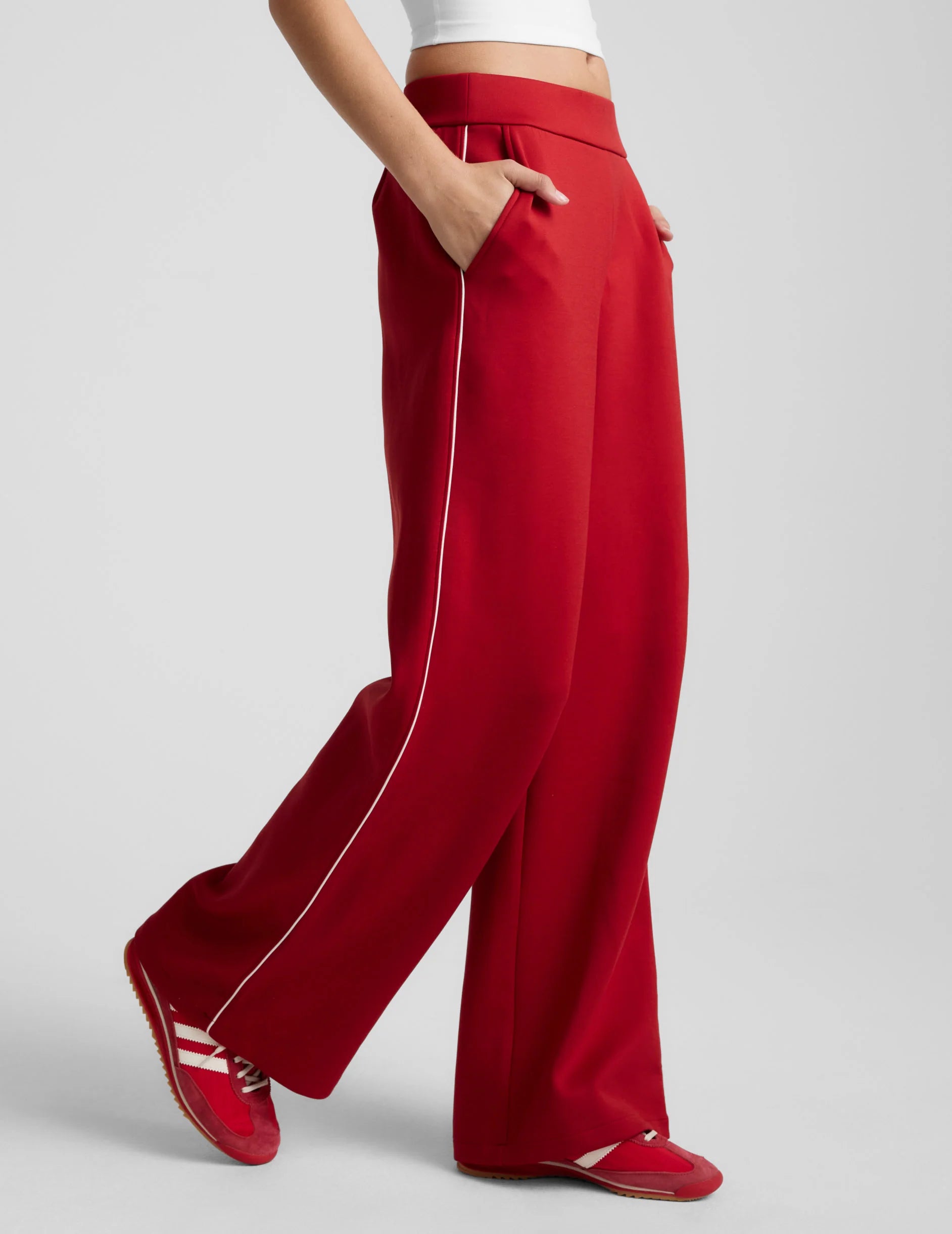 Beyond Yoga In the Flow Piped Wide Leg Pant