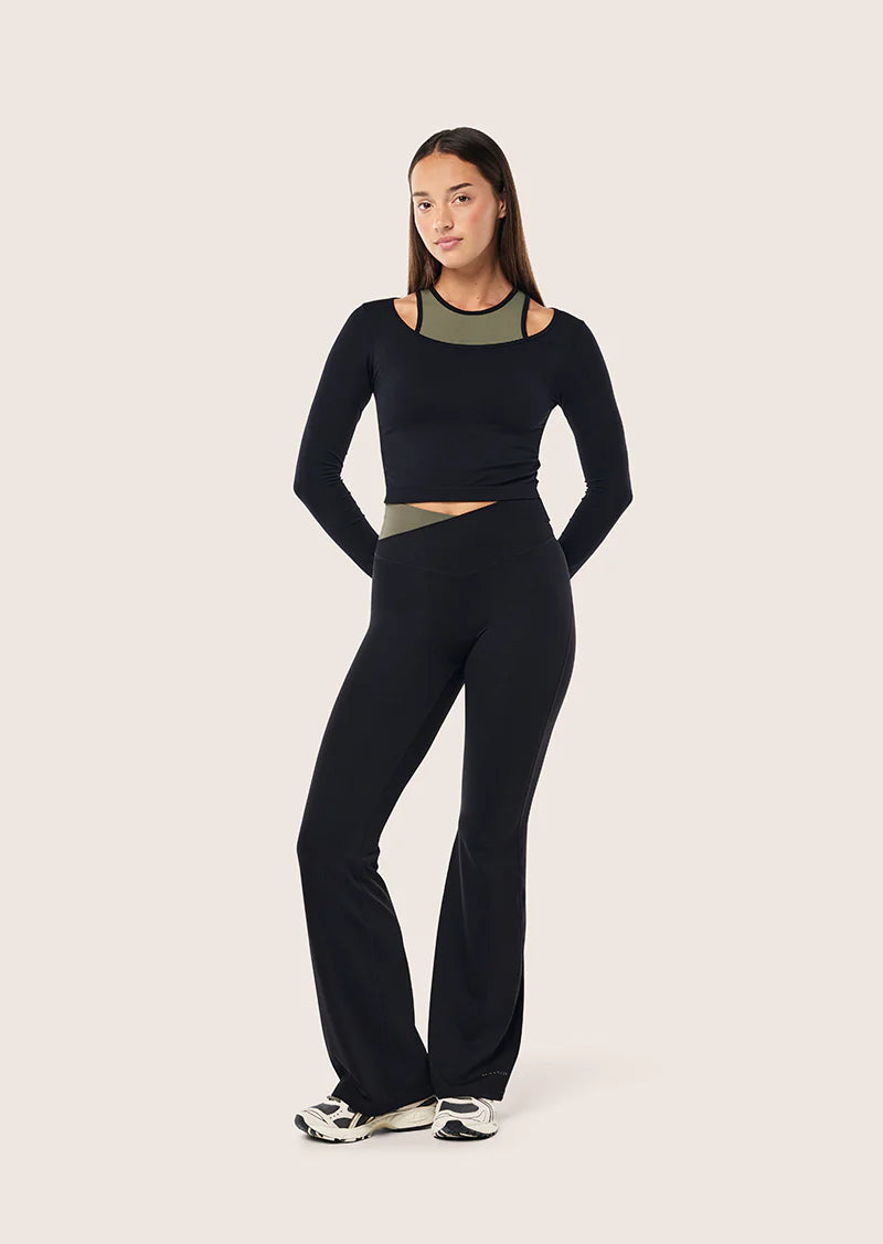 PE Nation Sutton Long Sleeve Cropped Top