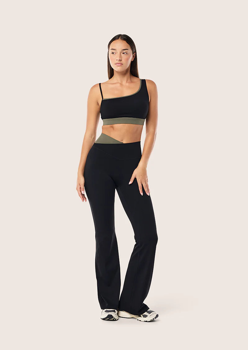 PE Nation Wander Flare Legging